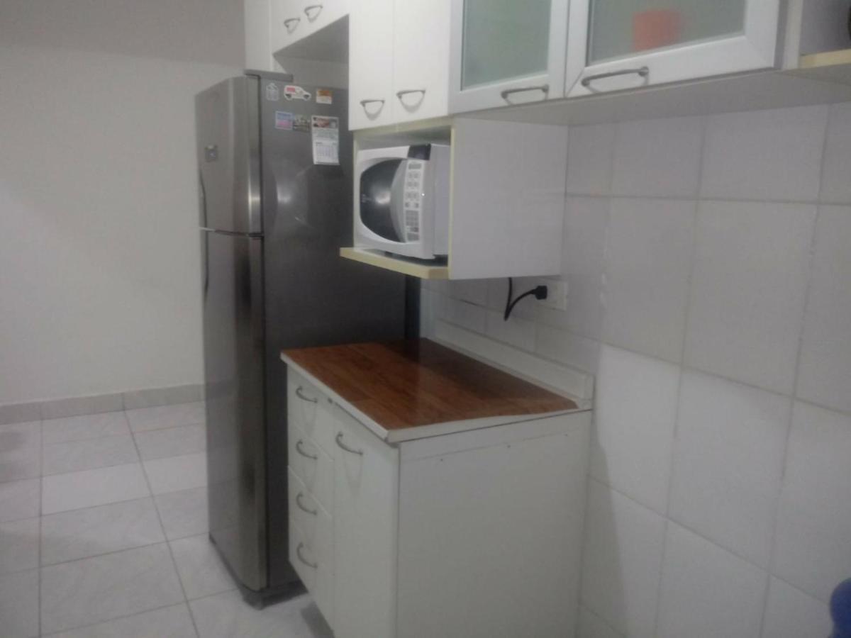 Ferienwohnung Apartamento Inteiro A 100 Metros Da Praia Guarujá Exterior foto